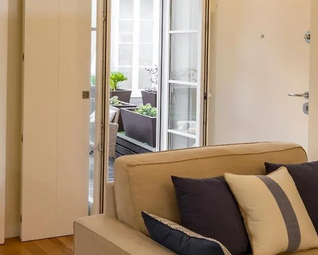 Bright Studio With Terrace